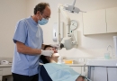 Odontologės konsultacija. Ar skauda protezuojant dantis?