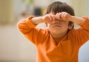 Vaikai ir akių traumos: kaip išvengti tragiškų pasekmių?