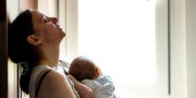 Nauja gyvybė dovanoja ne vien džiaugsmo akimirkas – motinystės iššūkių akivaizdoje moteris neturėtų likti viena