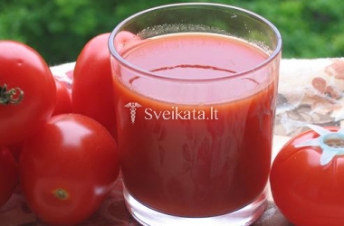Pomidorų sulčių gėrimas žiemai