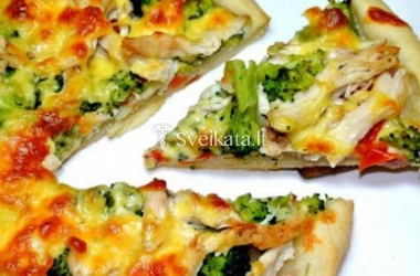 Pica su vištiena ir brokoliais