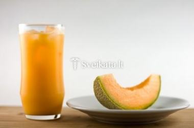 Melionų ir apelsinų gėrimas