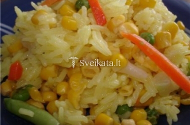 Greitos ryžių salotos